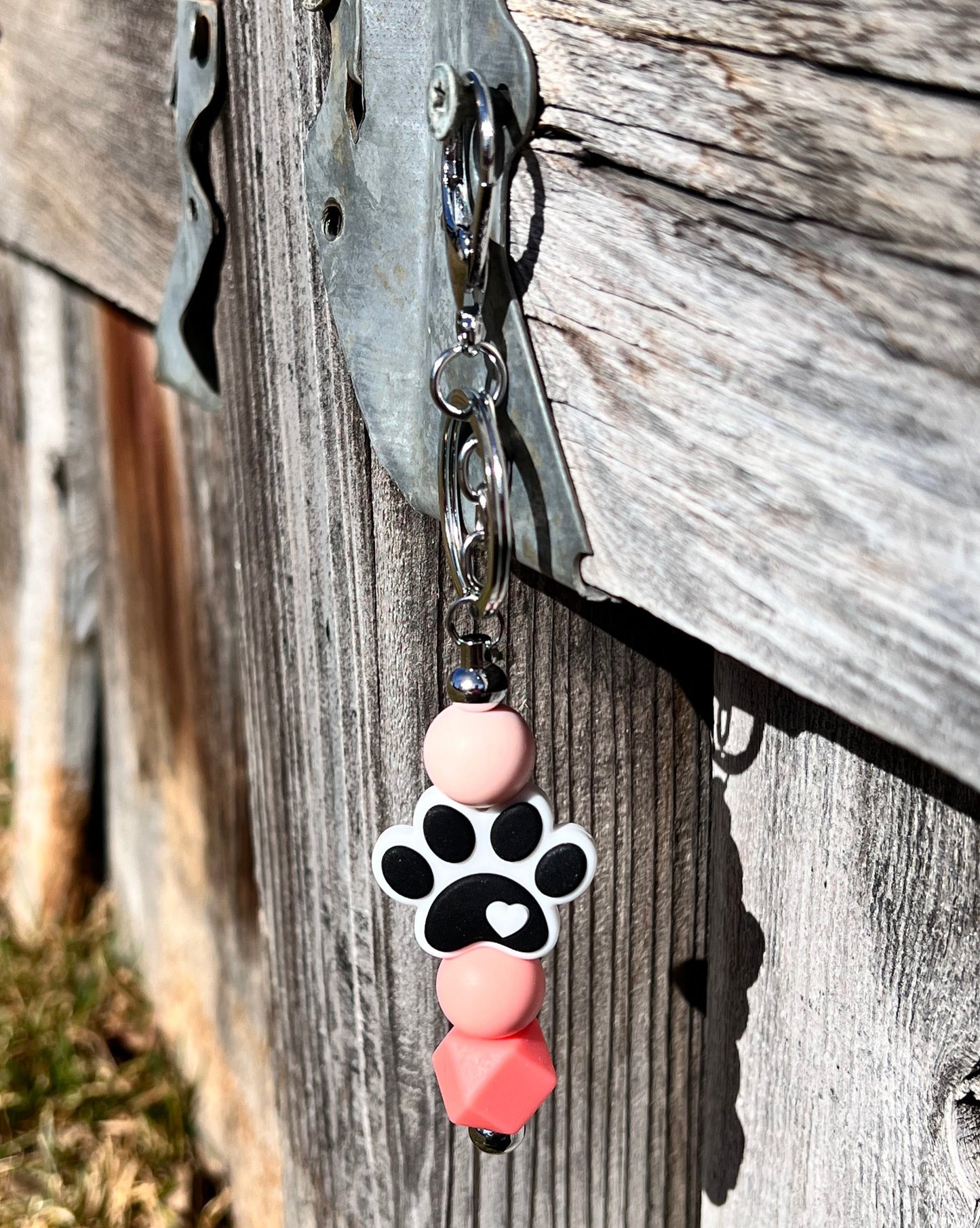 Keychain-Paw Print-White